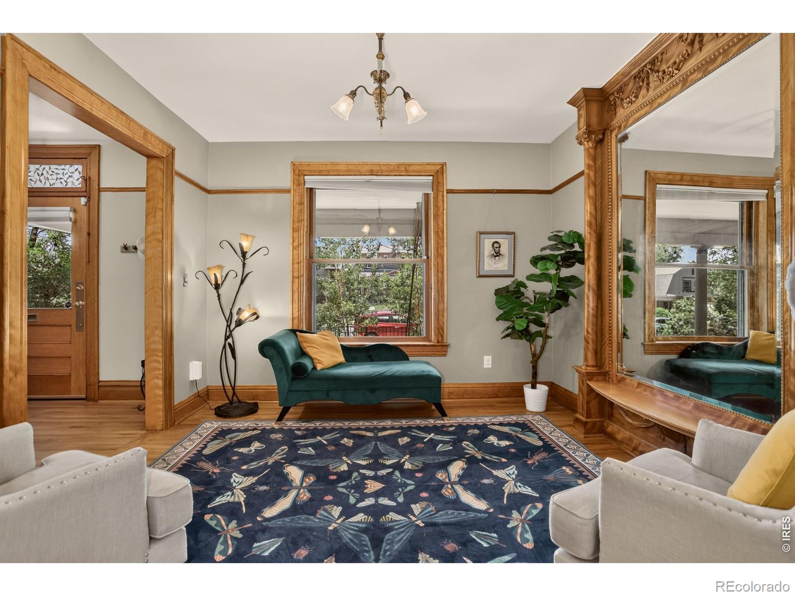 MLS Image #3 for 2109 n gilpin street,denver, Colorado