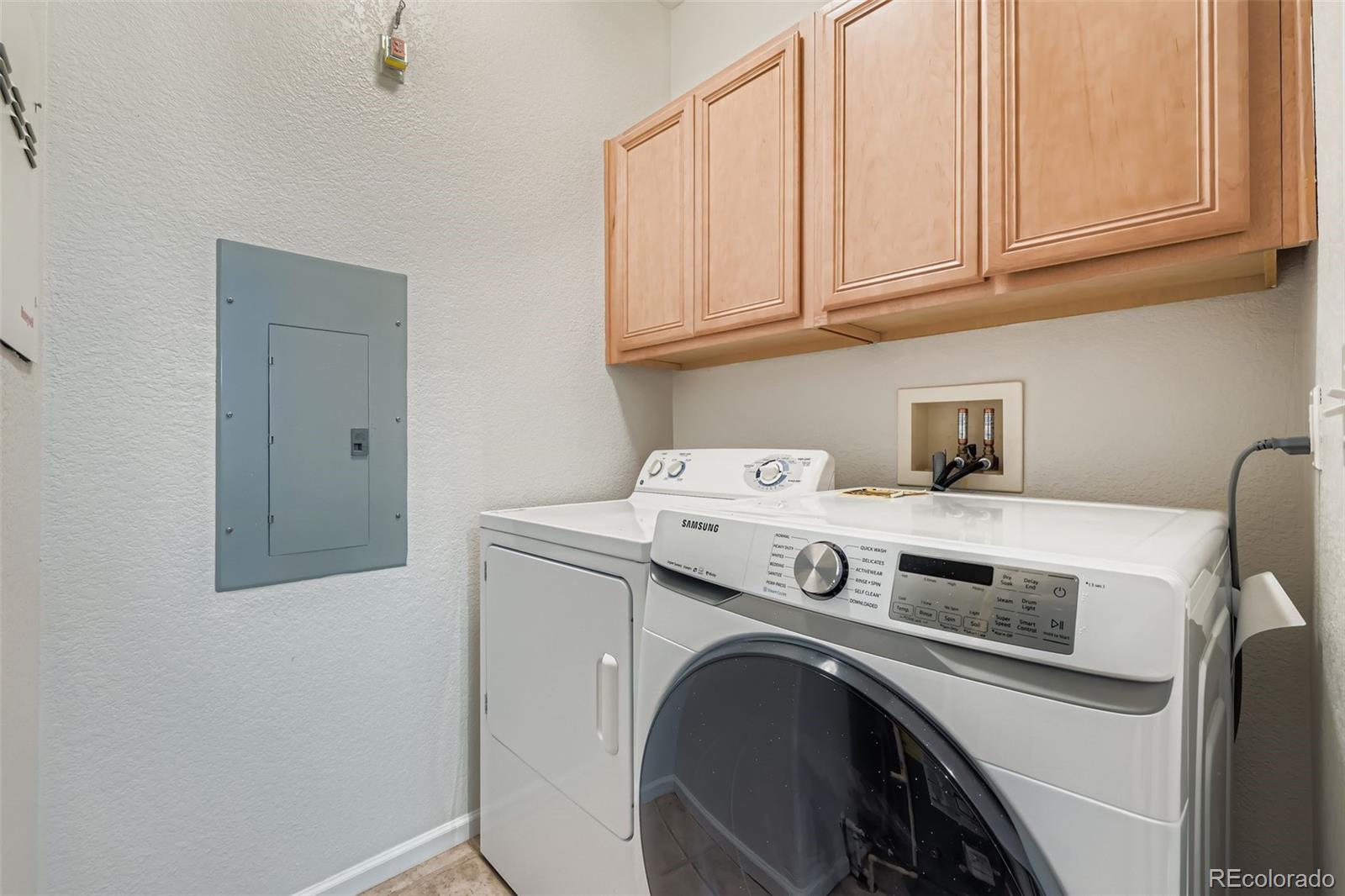 MLS Image #11 for 15700 e jamison drive,englewood, Colorado