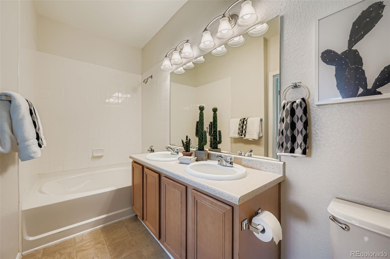 MLS Image #14 for 15700 e jamison drive,englewood, Colorado