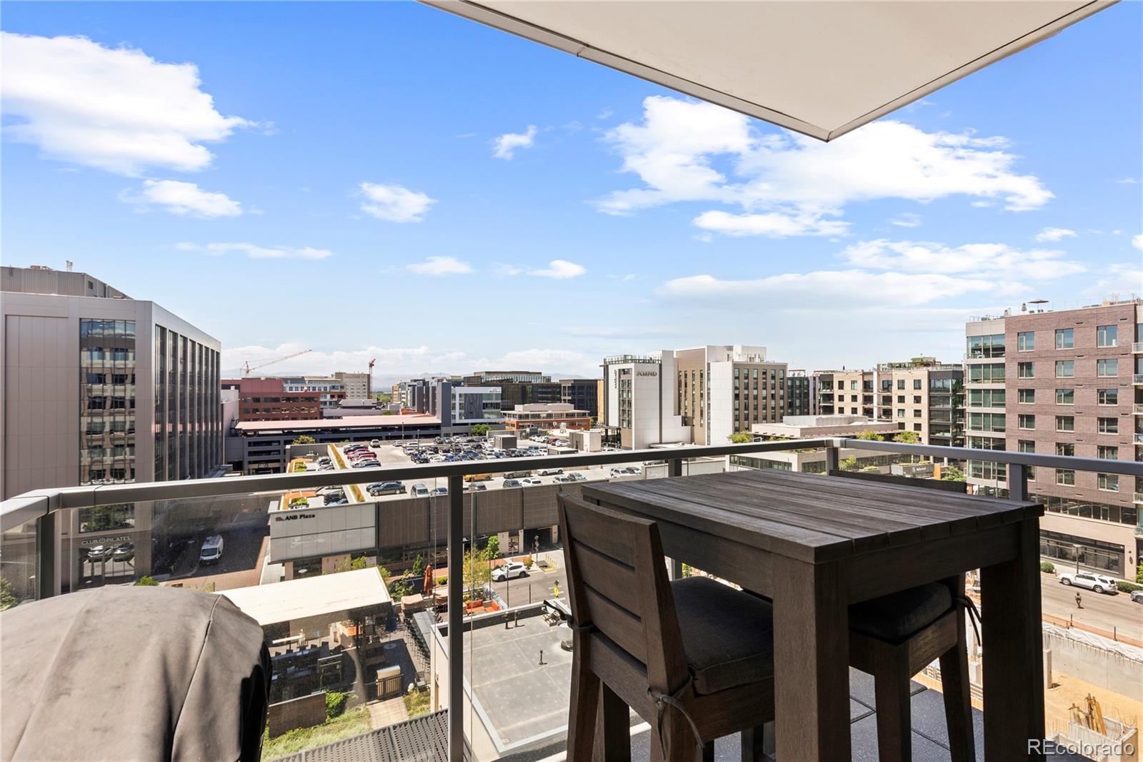 MLS Image #10 for 155  steele street,denver, Colorado