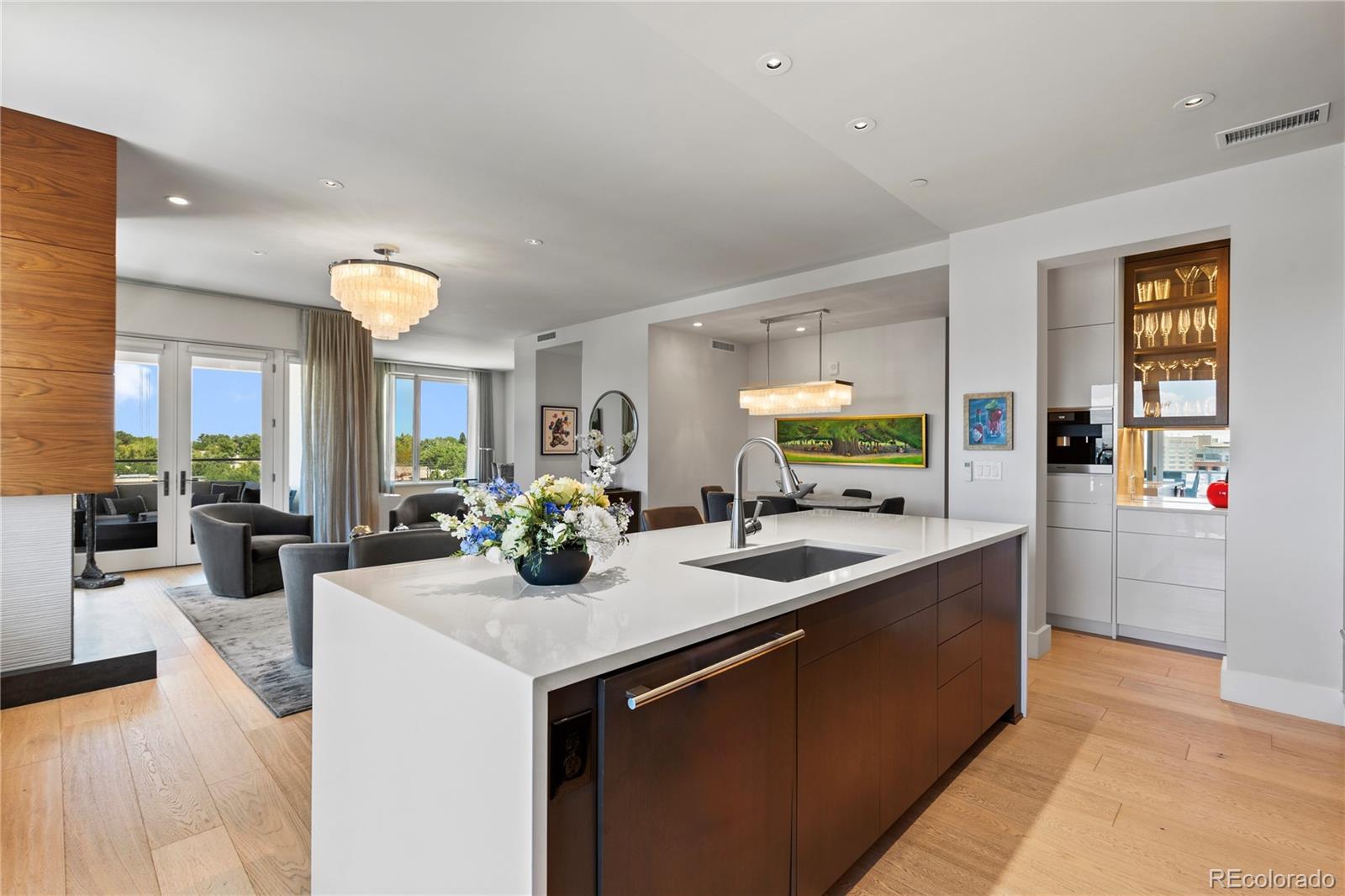 MLS Image #11 for 155  steele street,denver, Colorado