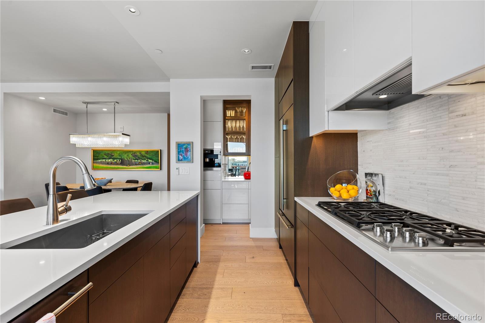MLS Image #7 for 155  steele street,denver, Colorado