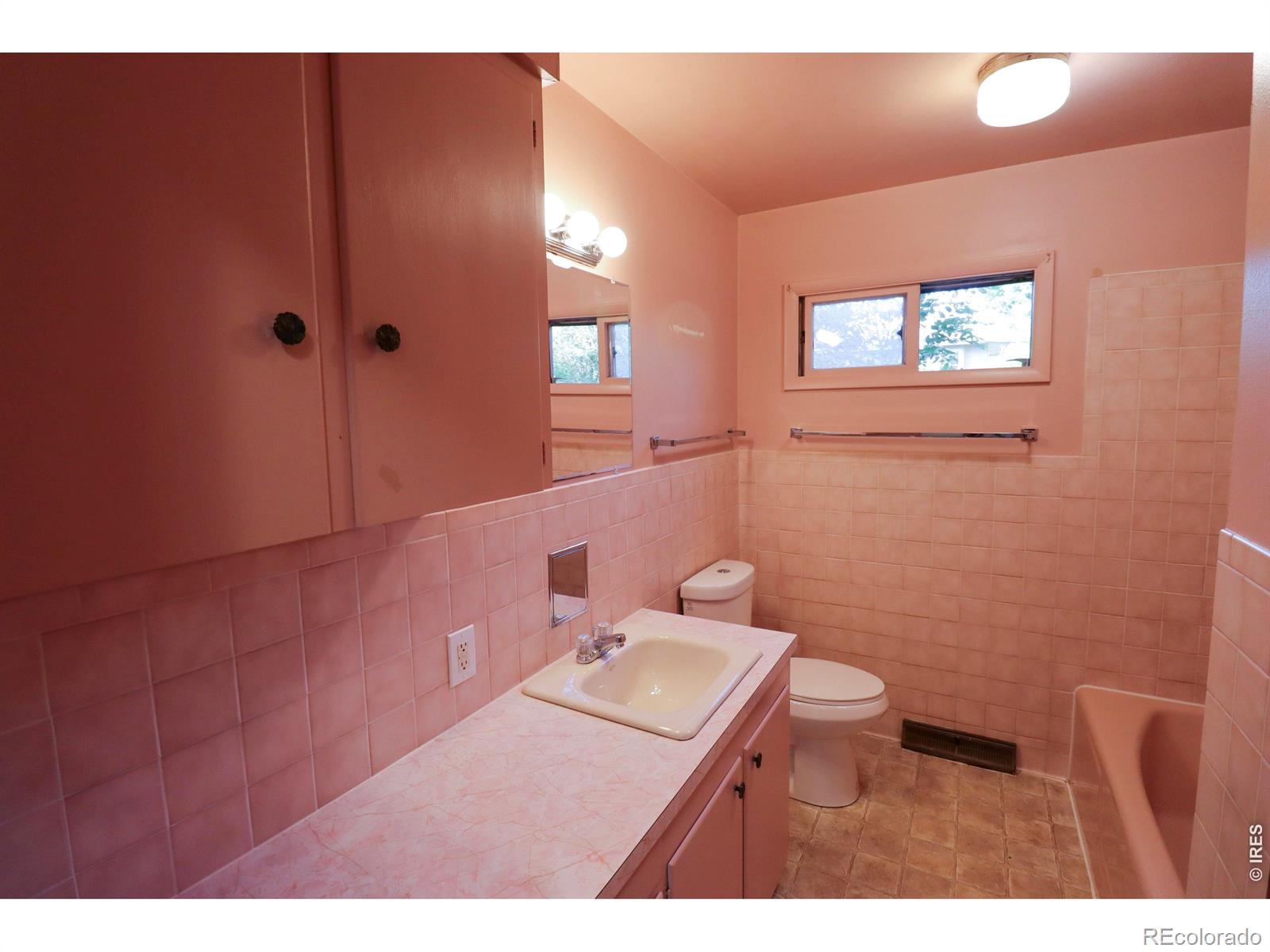 MLS Image #12 for 1321  springfield drive,fort collins, Colorado