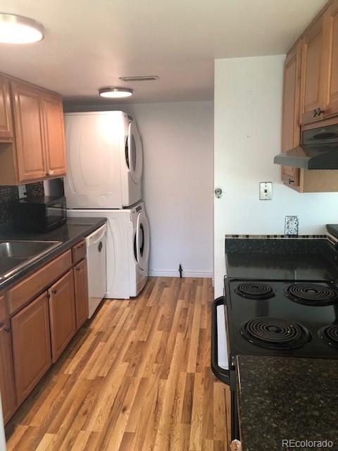 MLS Image #6 for 3355 s flower street,denver, Colorado
