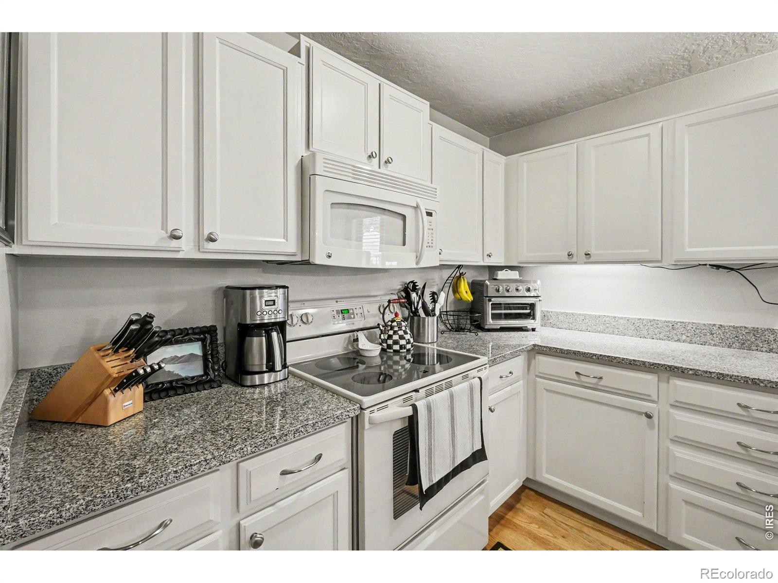 MLS Image #12 for 717  shipman mountain court,windsor, Colorado