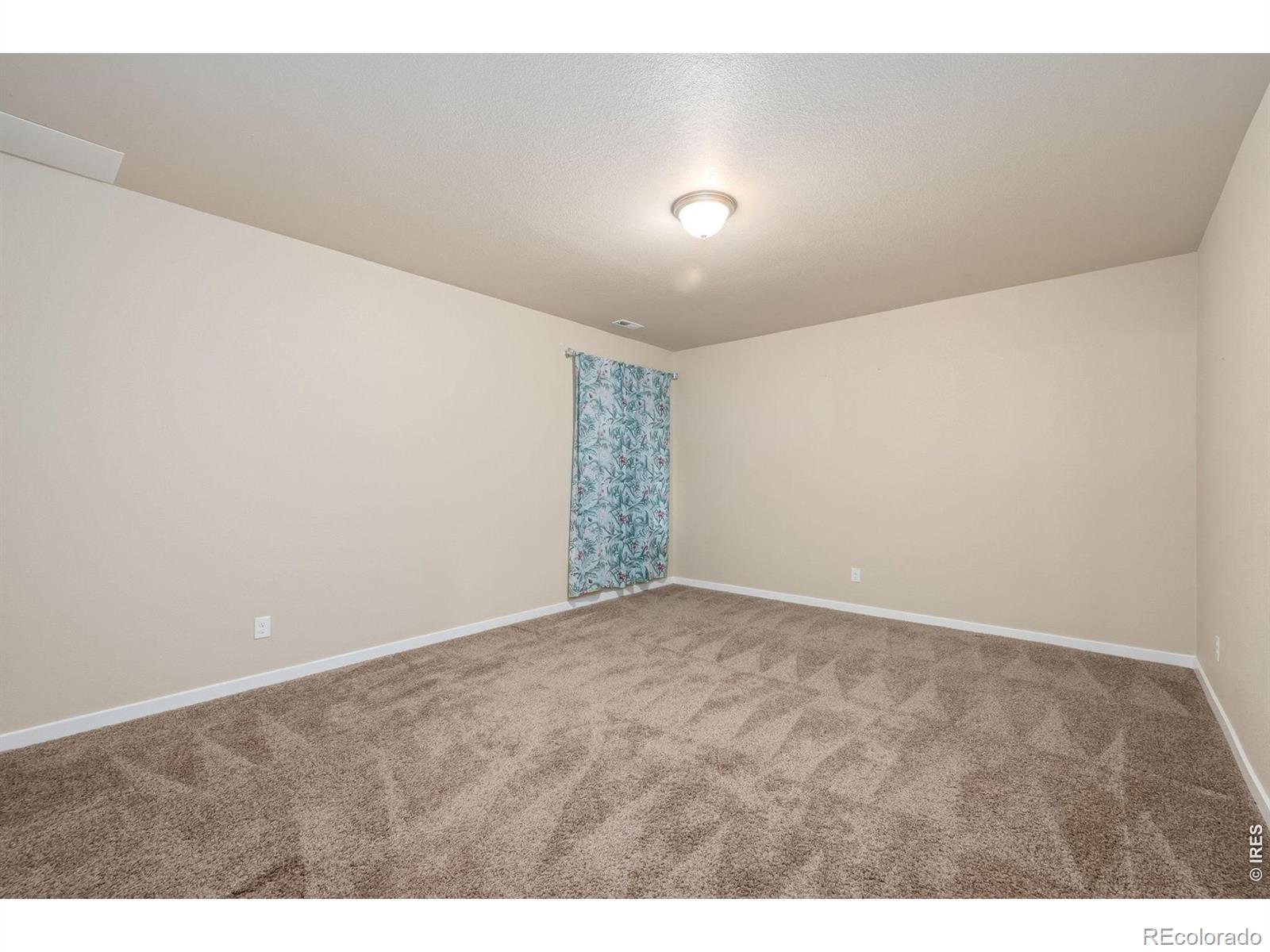 MLS Image #29 for 2177  beehive court,windsor, Colorado
