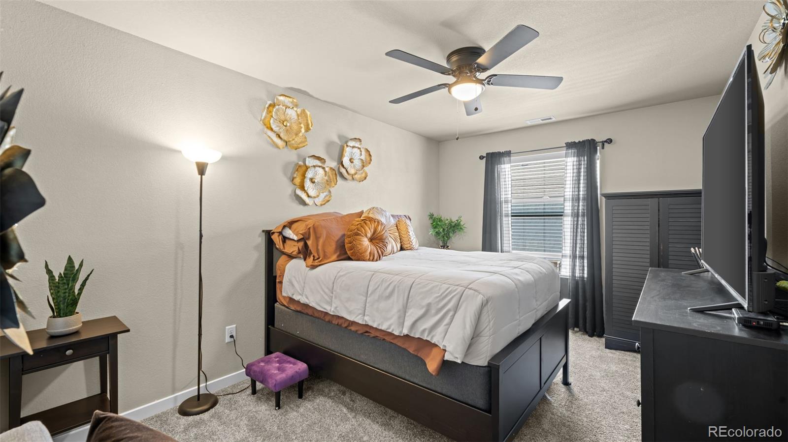 MLS Image #14 for 4687  ports down lane,colorado springs, Colorado