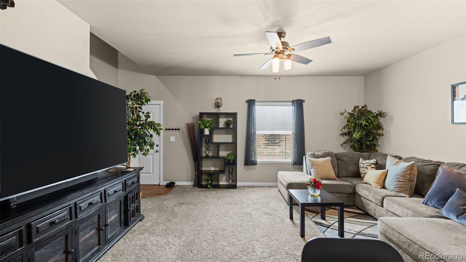 MLS Image #3 for 4687  ports down lane,colorado springs, Colorado