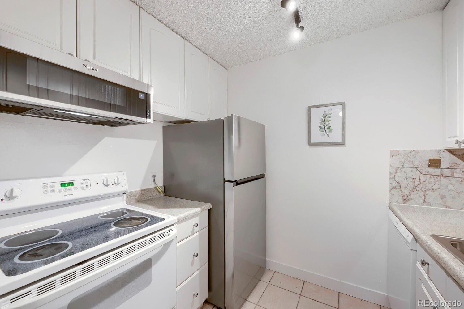 MLS Image #11 for 3161  madison avenue,boulder, Colorado