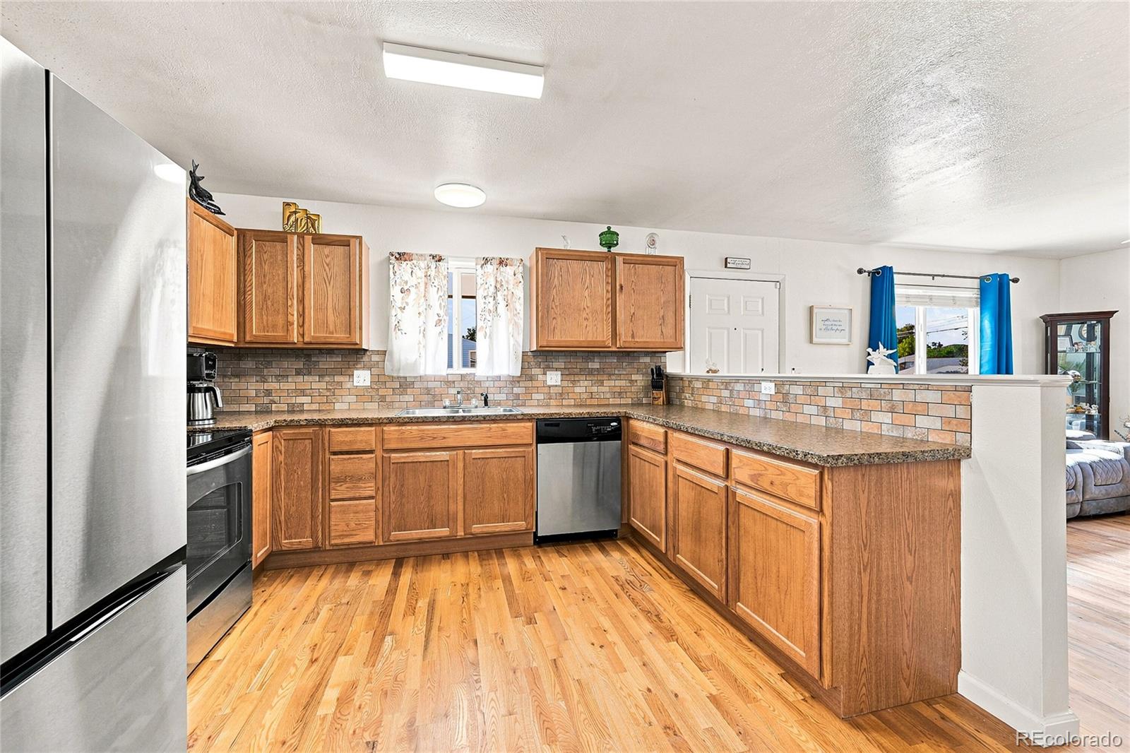 MLS Image #9 for 518  15th avenue court,greeley, Colorado
