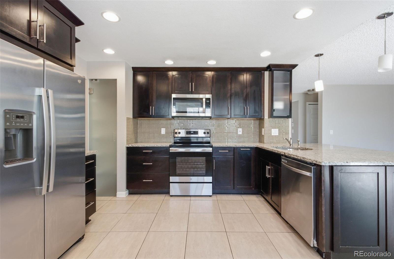 MLS Image #11 for 13813 w 66th drive,arvada, Colorado