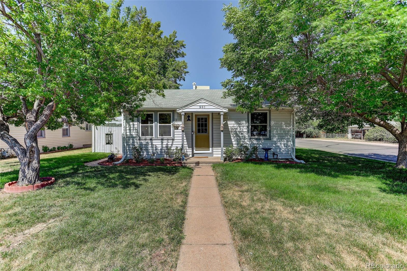 MLS Image #0 for 901 s locust street,denver, Colorado