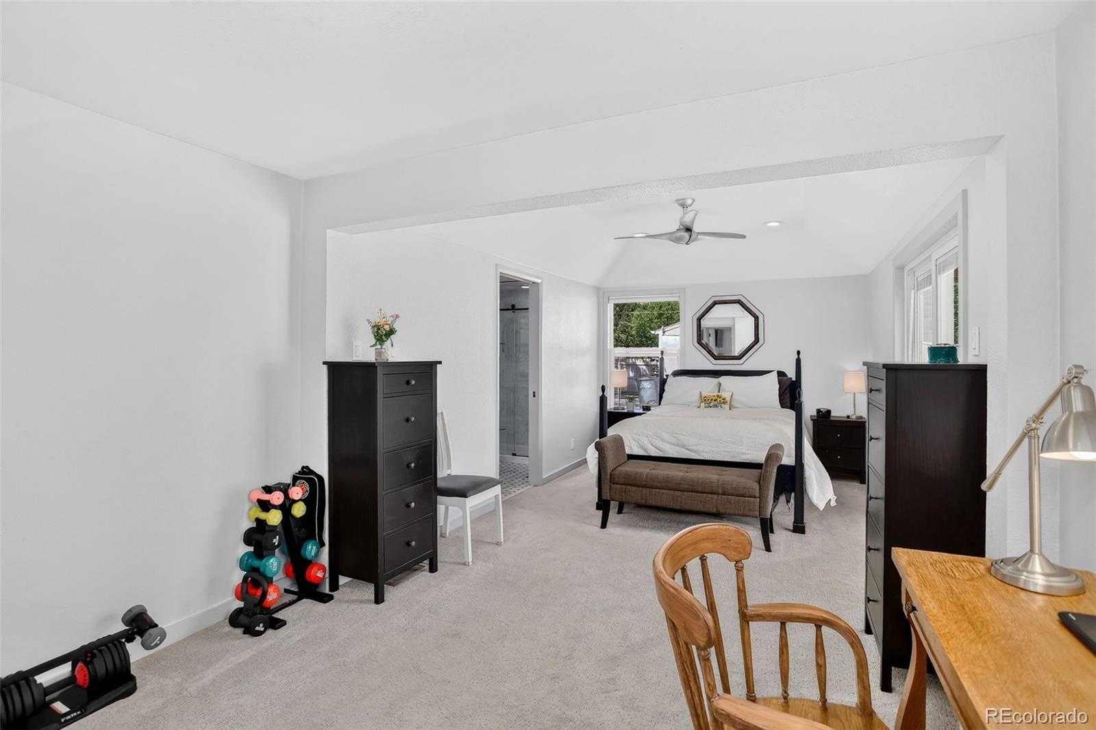 MLS Image #16 for 901 s locust street,denver, Colorado