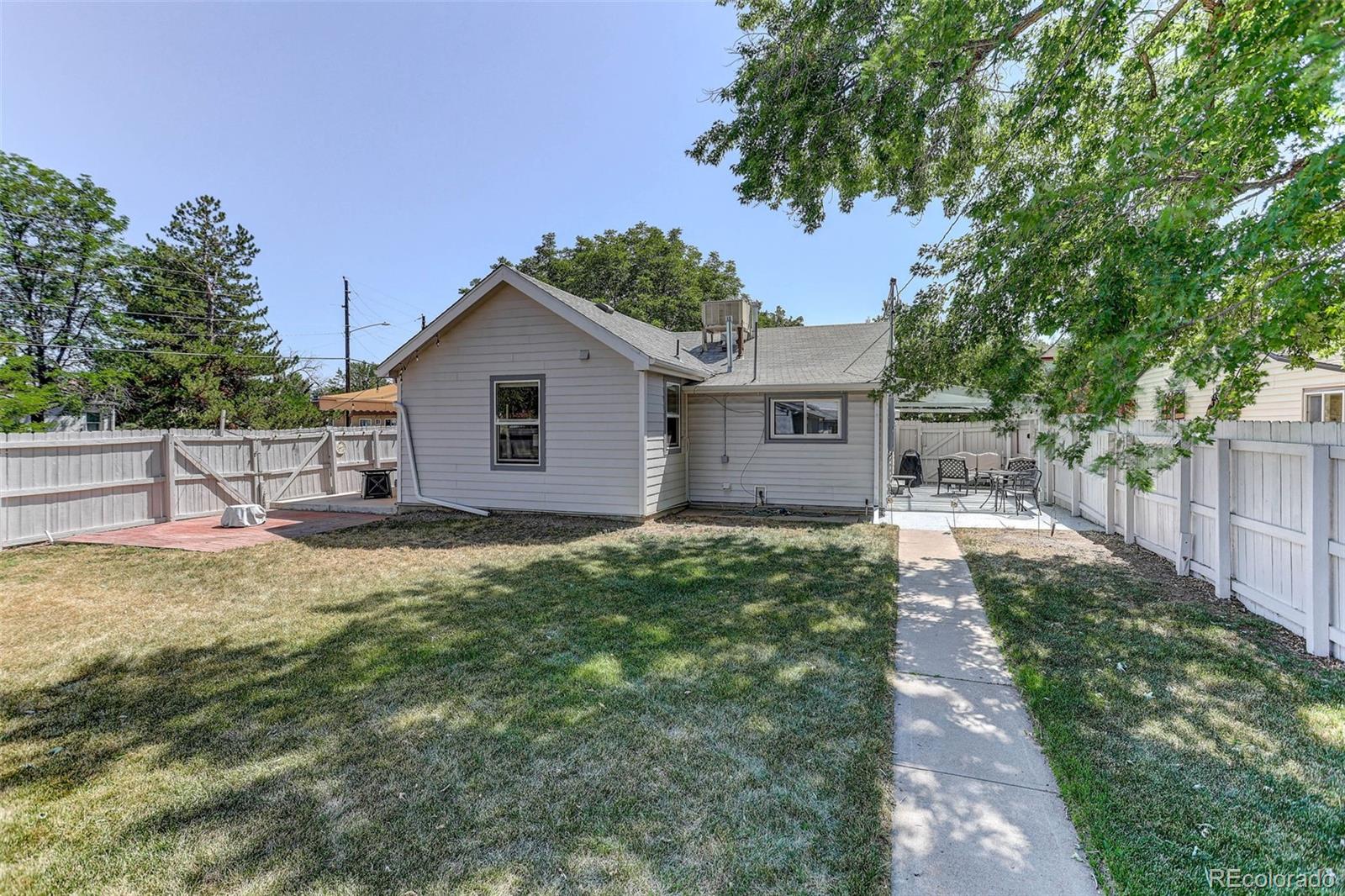 MLS Image #34 for 901 s locust street,denver, Colorado