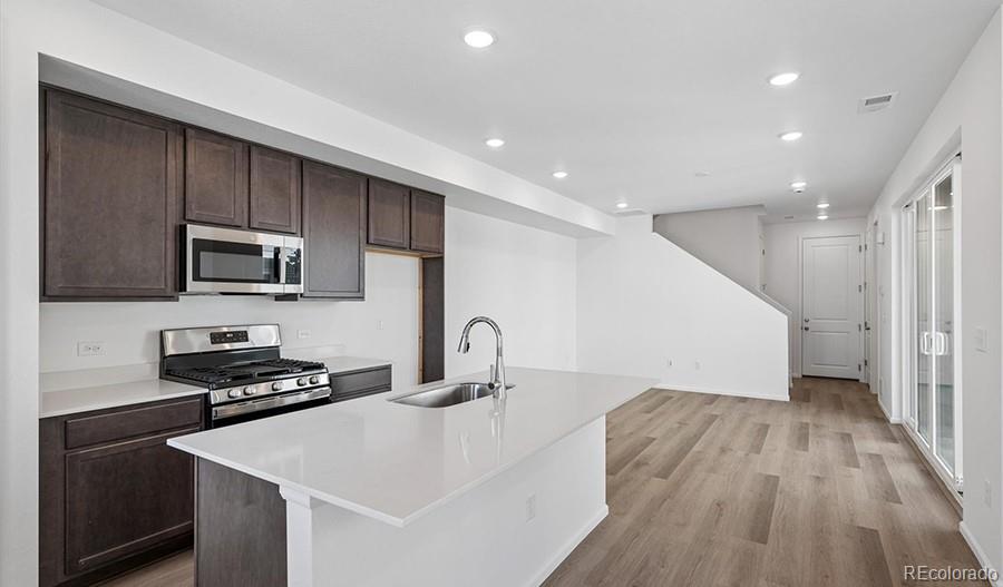 MLS Image #7 for 17104 e virginia avenue,aurora, Colorado