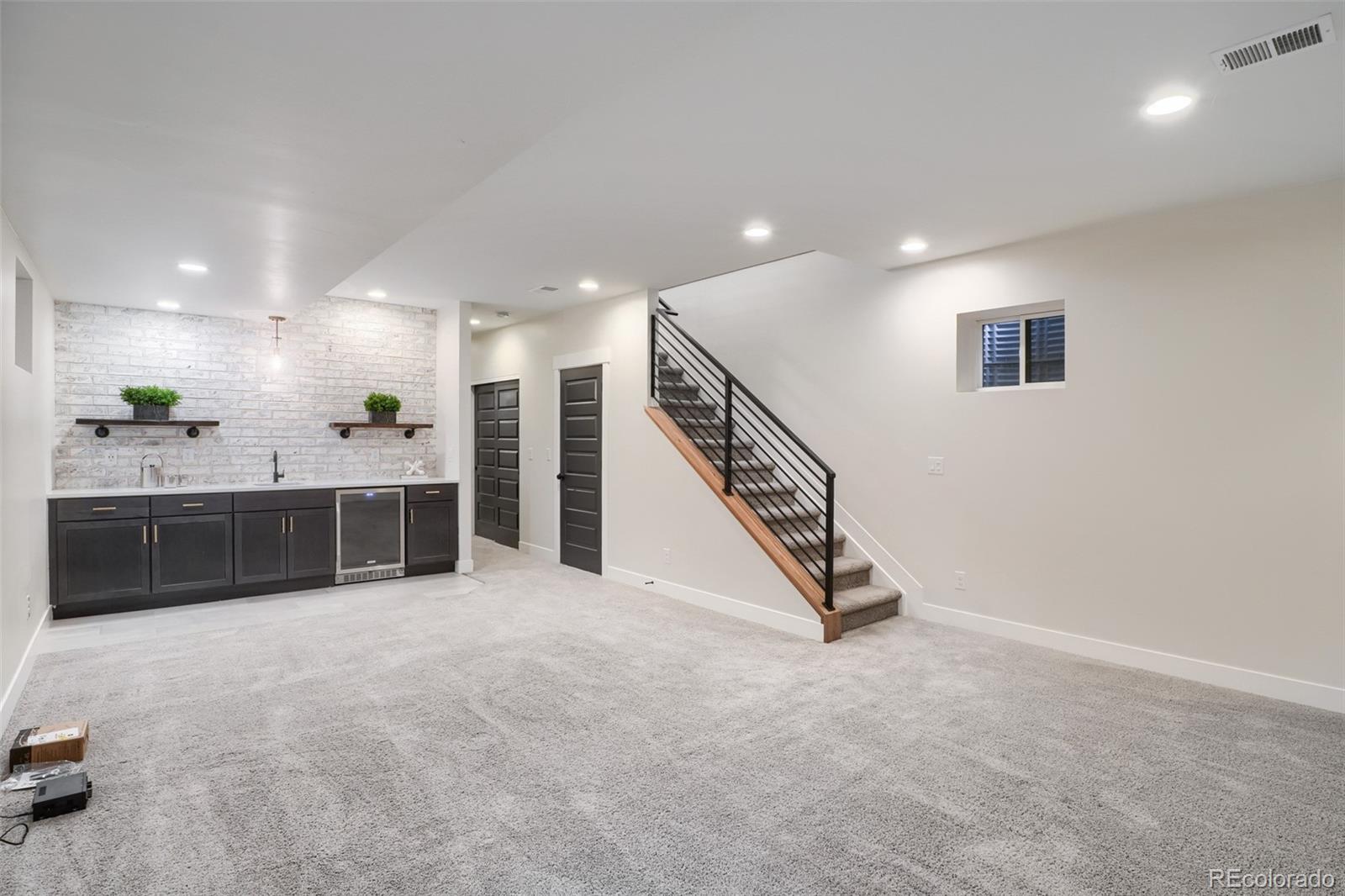 MLS Image #18 for 3322 n columbine street,denver, Colorado