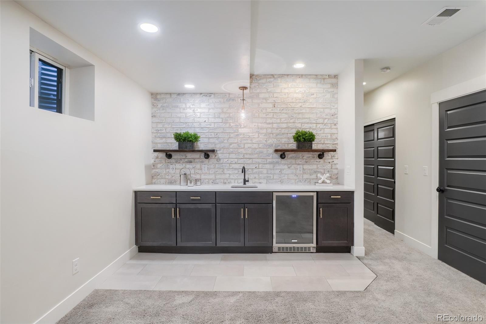 MLS Image #19 for 3322 n columbine street,denver, Colorado