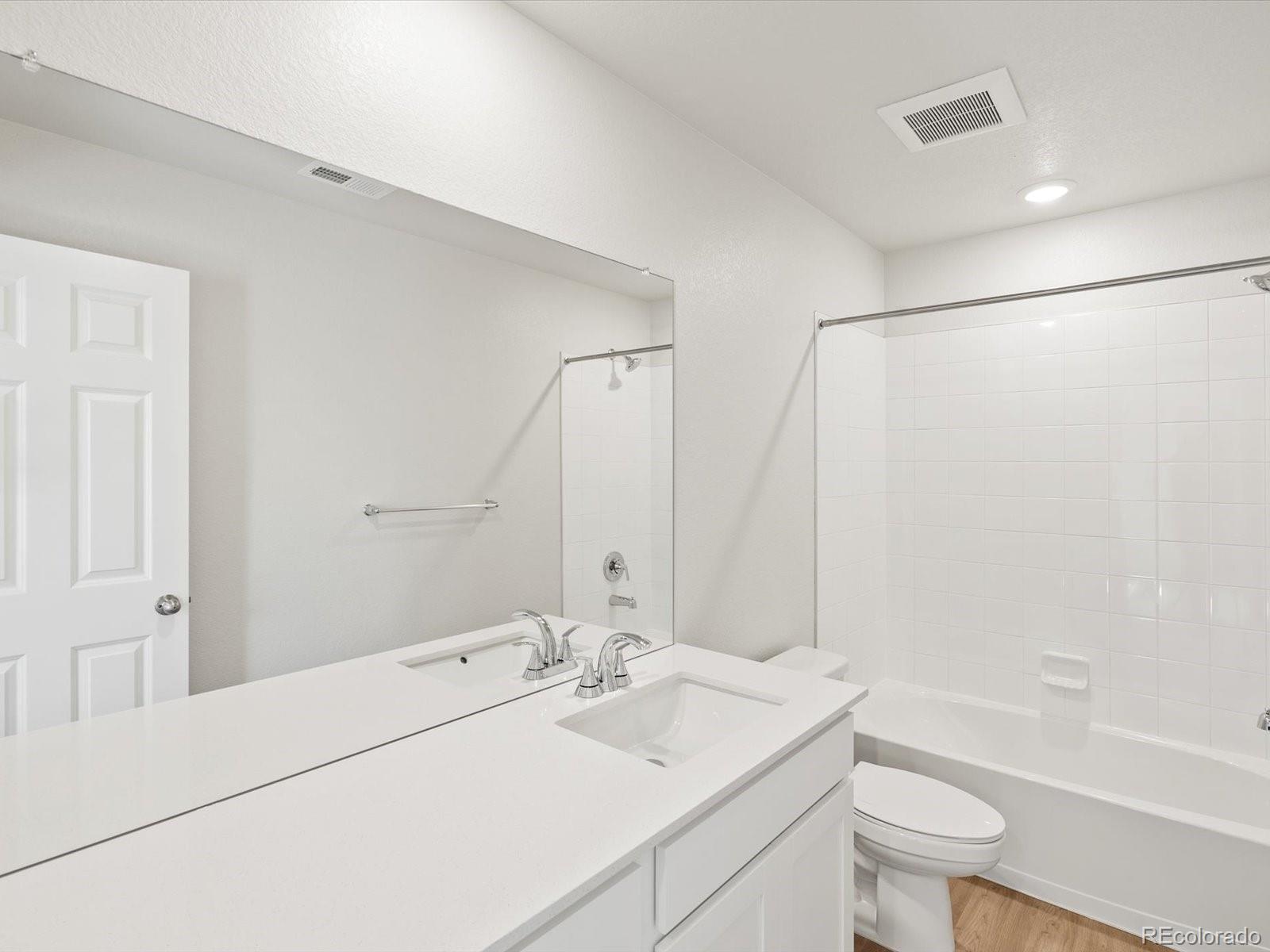 MLS Image #13 for 508  97th avenue,greeley, Colorado