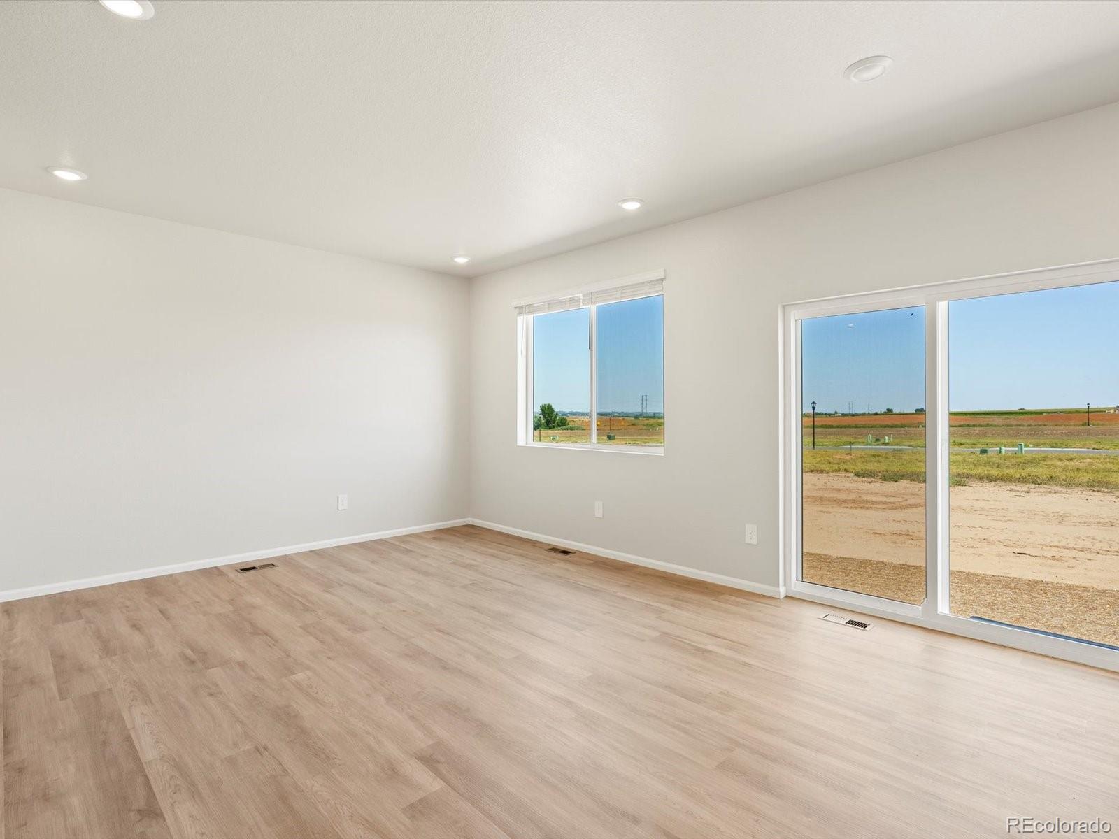 MLS Image #7 for 508  97th avenue,greeley, Colorado