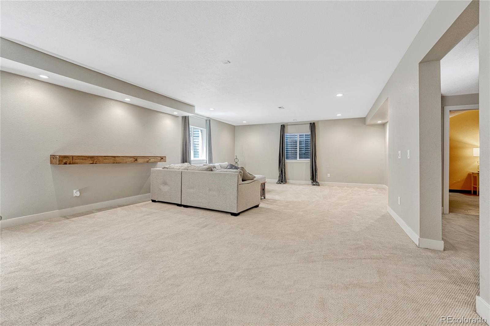 MLS Image #21 for 1955 s danube way,aurora, Colorado