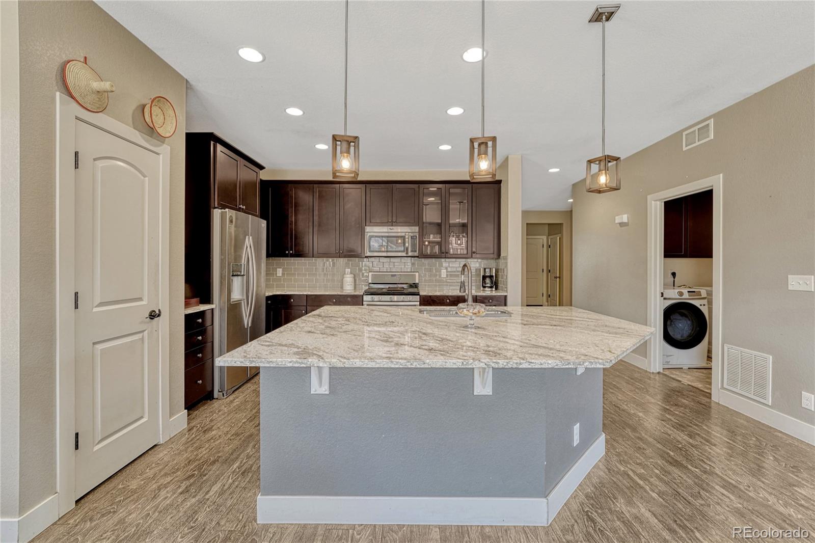 MLS Image #9 for 1955 s danube way,aurora, Colorado