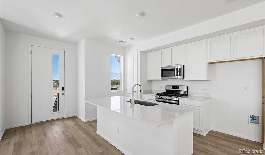 MLS Image #3 for 17074 e virginia avenue,aurora, Colorado