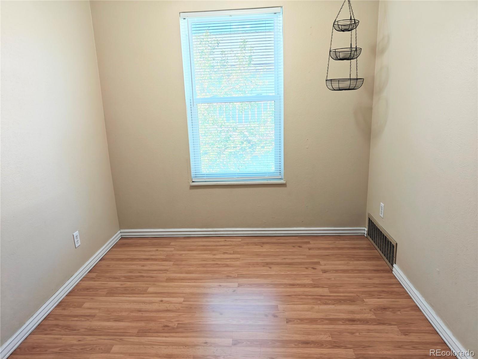 MLS Image #3 for 7665 e eastman avenue 302d,denver, Colorado