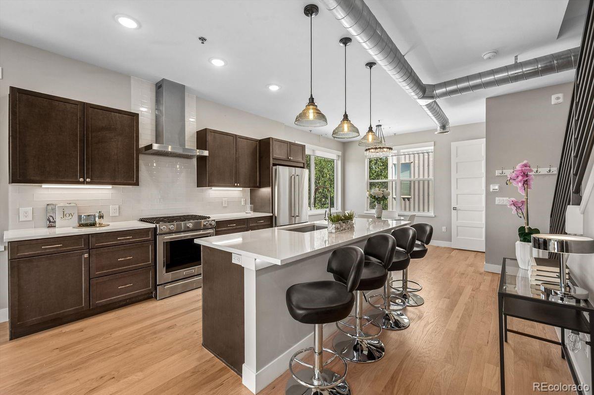 MLS Image #8 for 2827 w 25th avenue 204,denver, Colorado