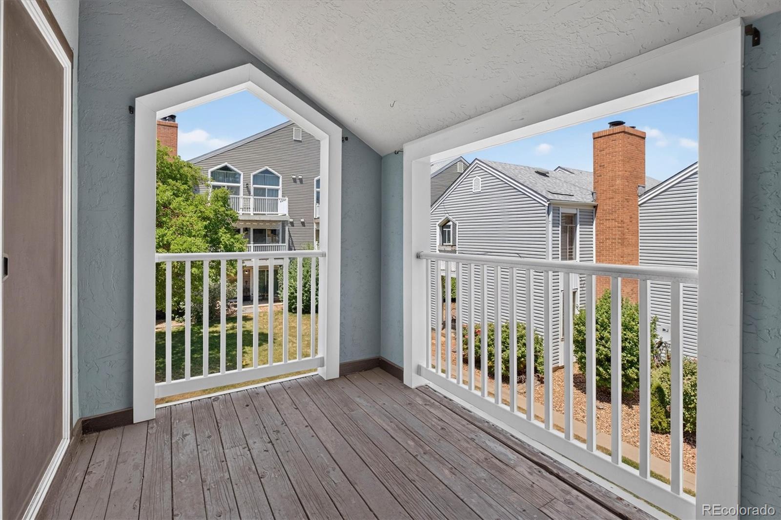 MLS Image #19 for 3420 s locust street,denver, Colorado