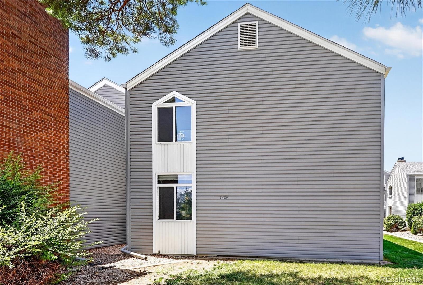 MLS Image #22 for 3420 s locust street,denver, Colorado