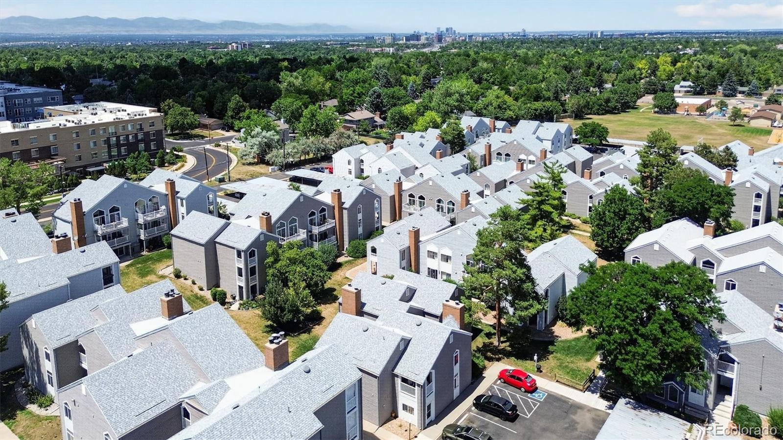 MLS Image #25 for 3420 s locust street,denver, Colorado