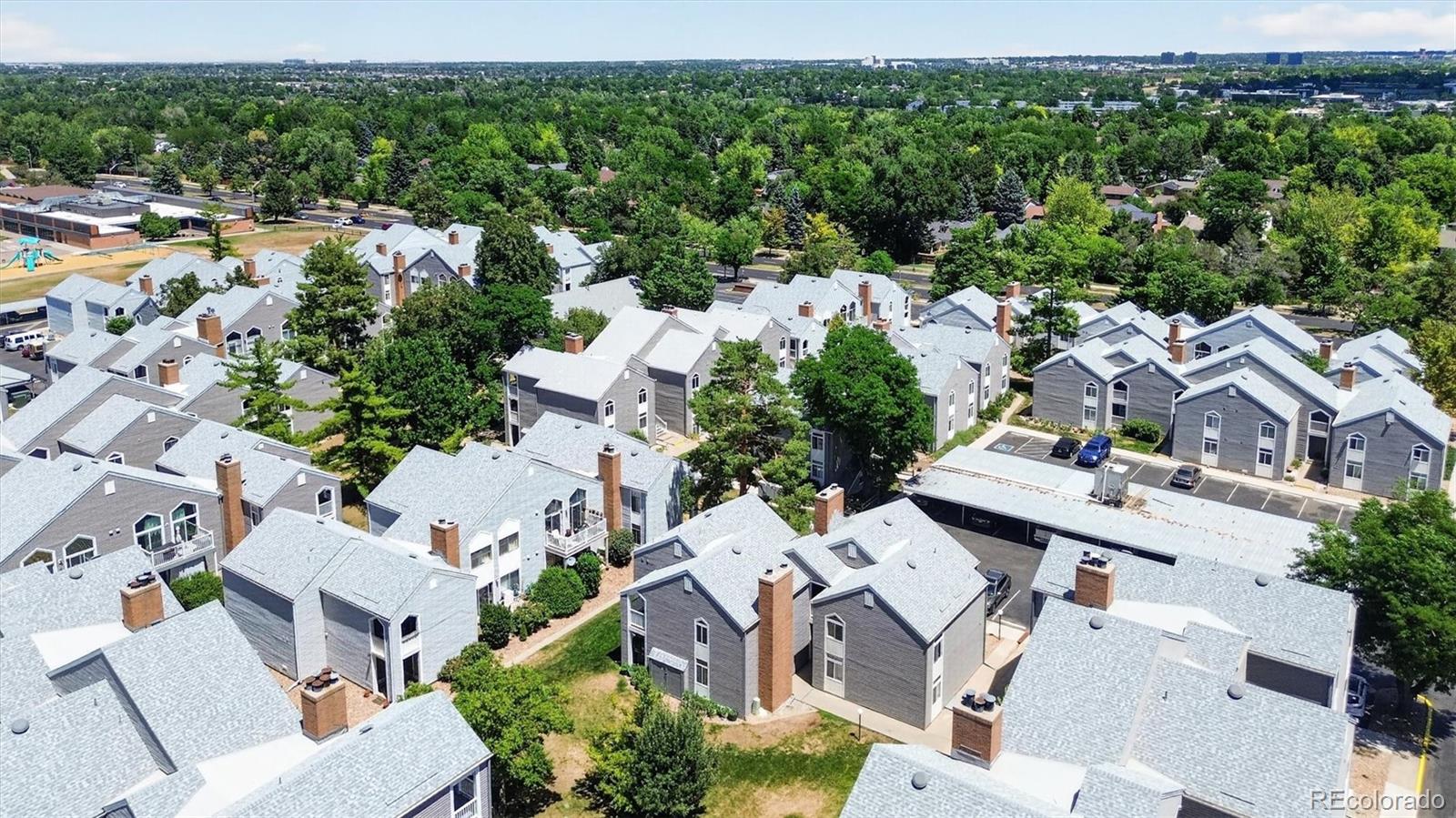 MLS Image #28 for 3420 s locust street,denver, Colorado