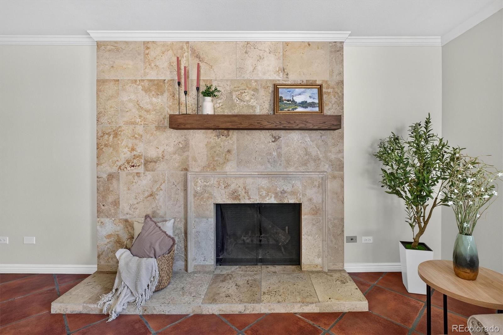 MLS Image #5 for 3420 s locust street,denver, Colorado