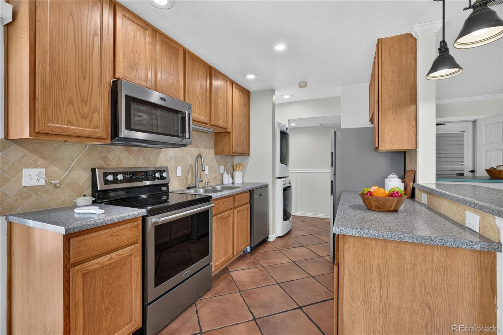 MLS Image #8 for 3420 s locust street,denver, Colorado