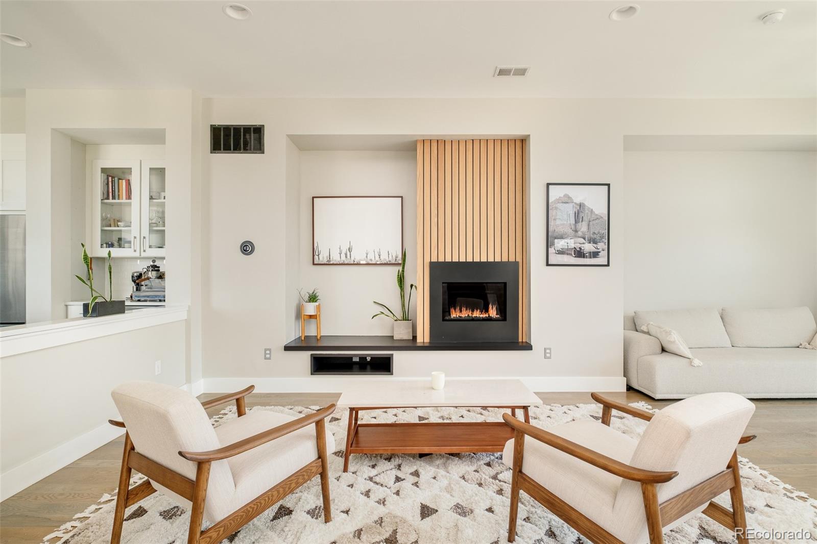 MLS Image #12 for 6809 e lowry boulevard,denver, Colorado