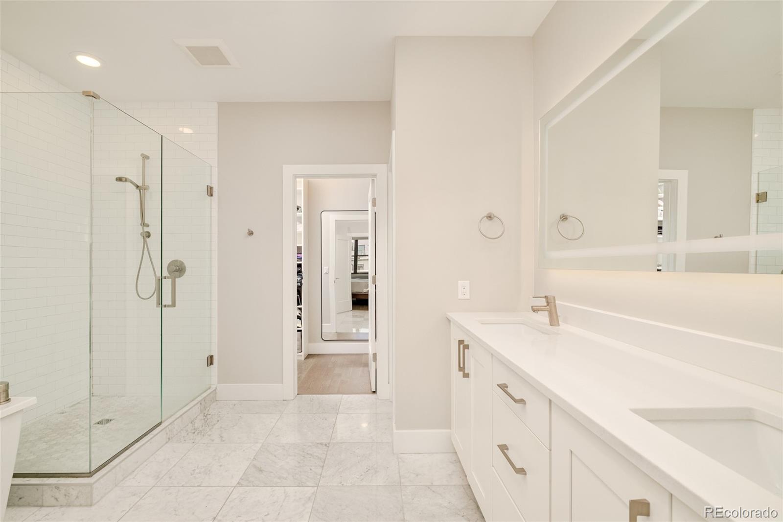 MLS Image #27 for 6809 e lowry boulevard,denver, Colorado