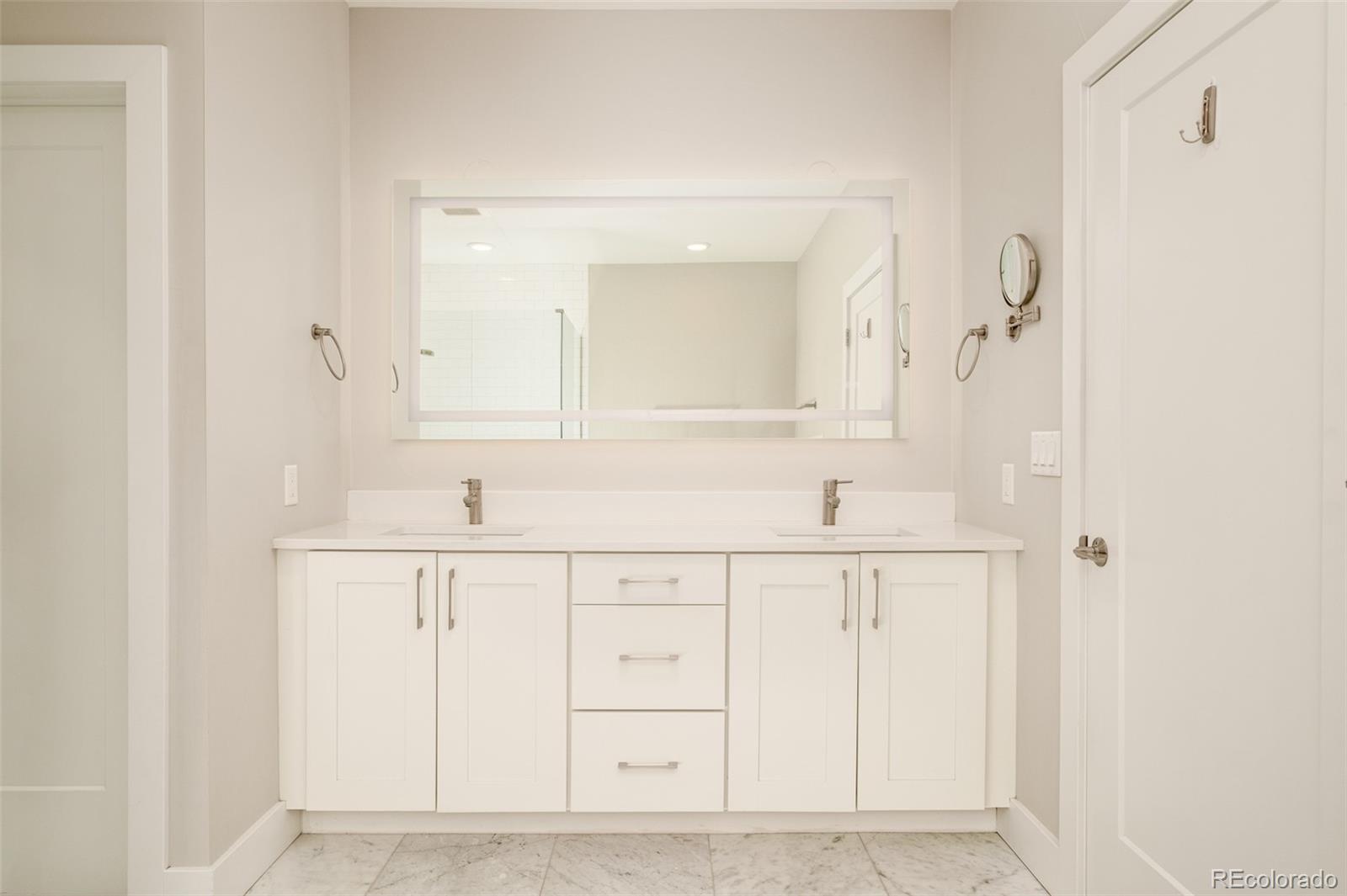 MLS Image #28 for 6809 e lowry boulevard,denver, Colorado