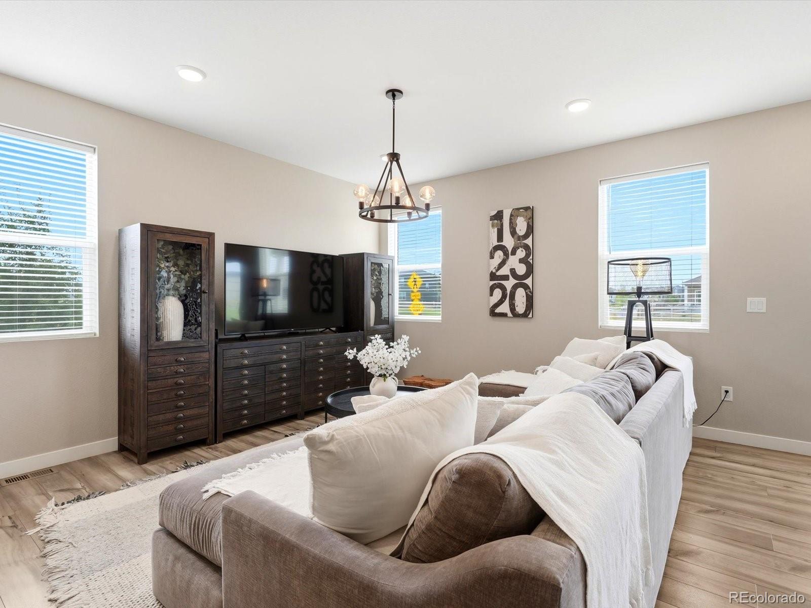 MLS Image #7 for 305  baler court,brighton, Colorado