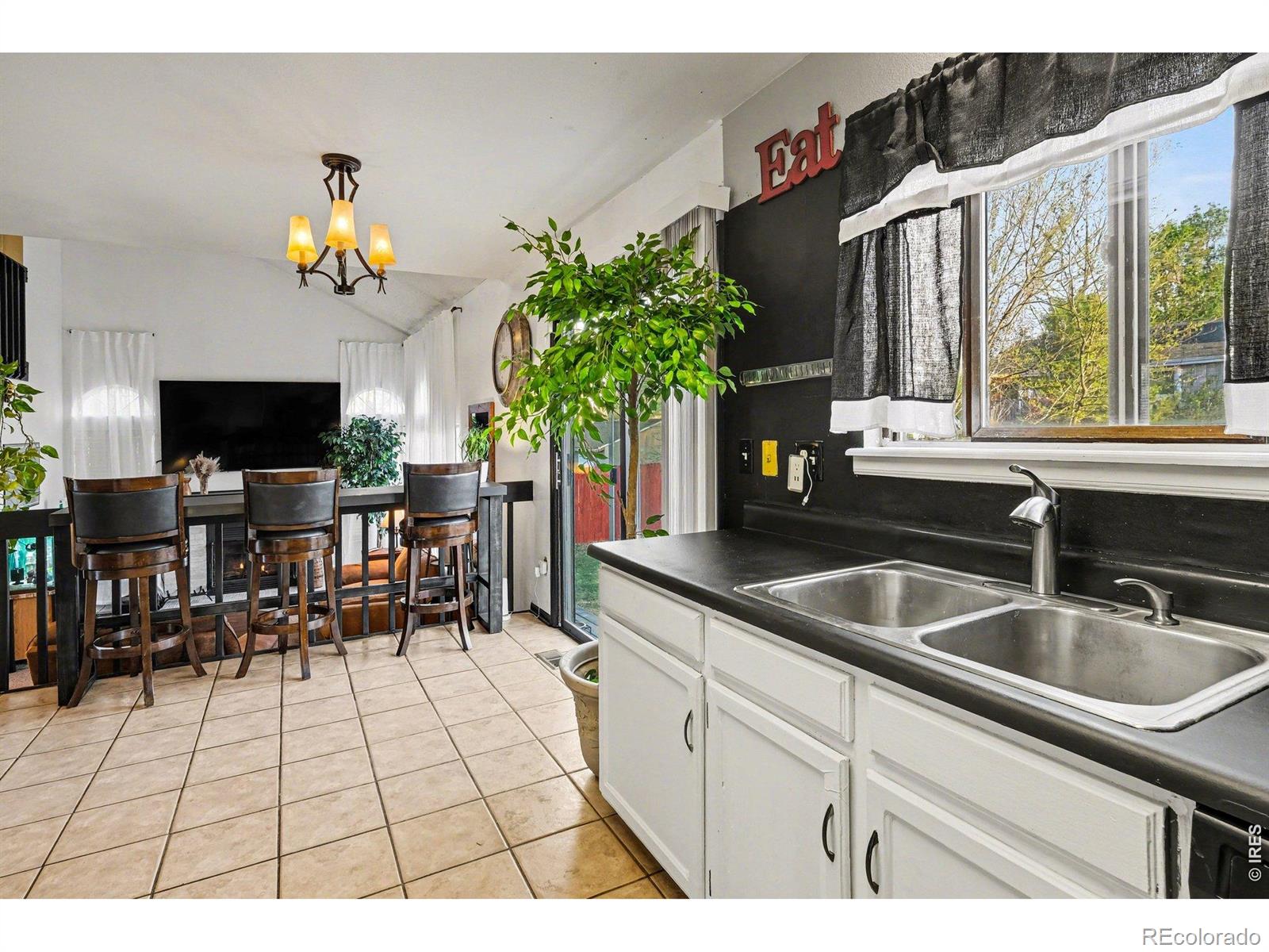 MLS Image #11 for 1037  deer creek lane,fort collins, Colorado