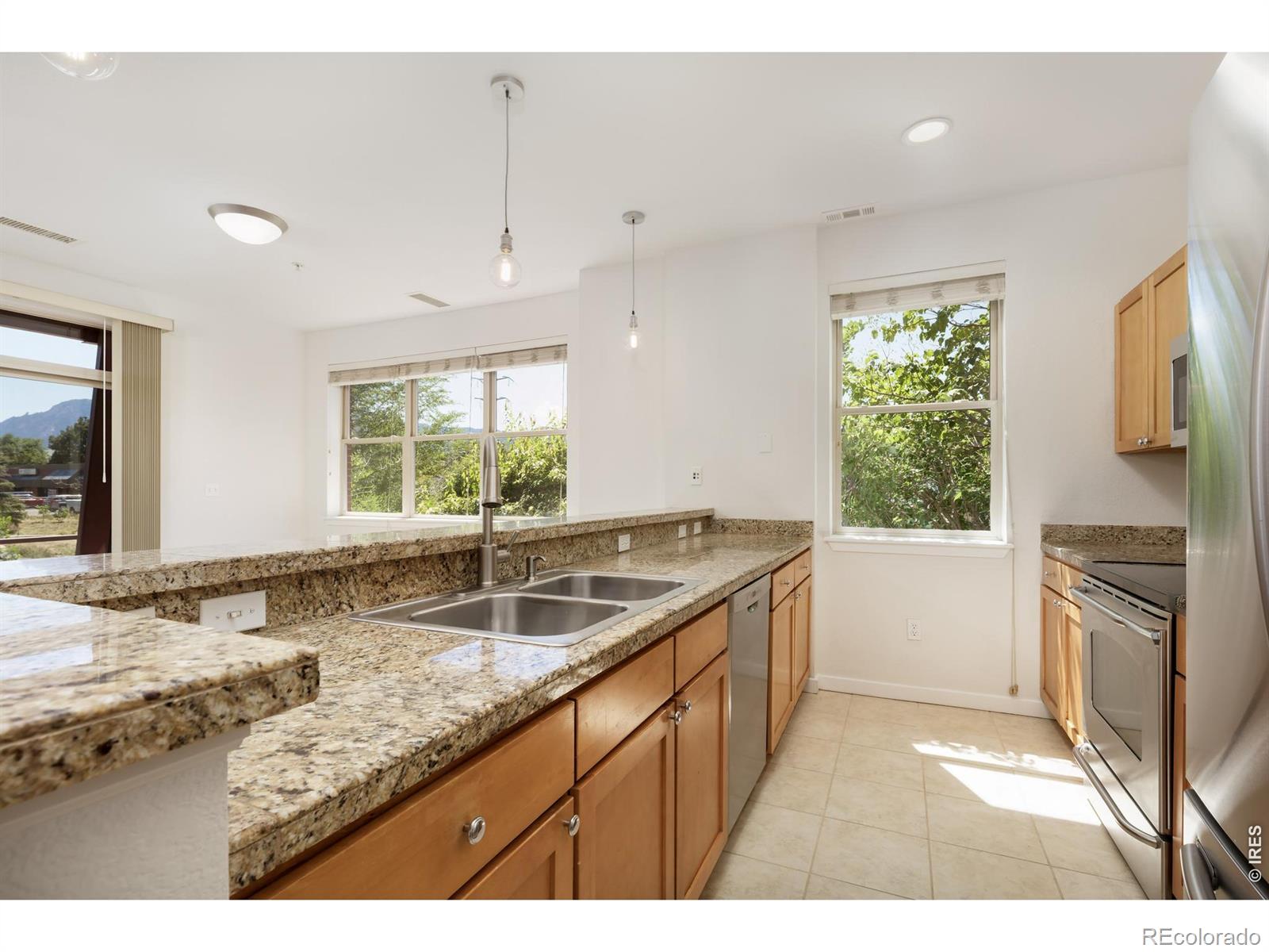 MLS Image #12 for 2910  bluff street,boulder, Colorado