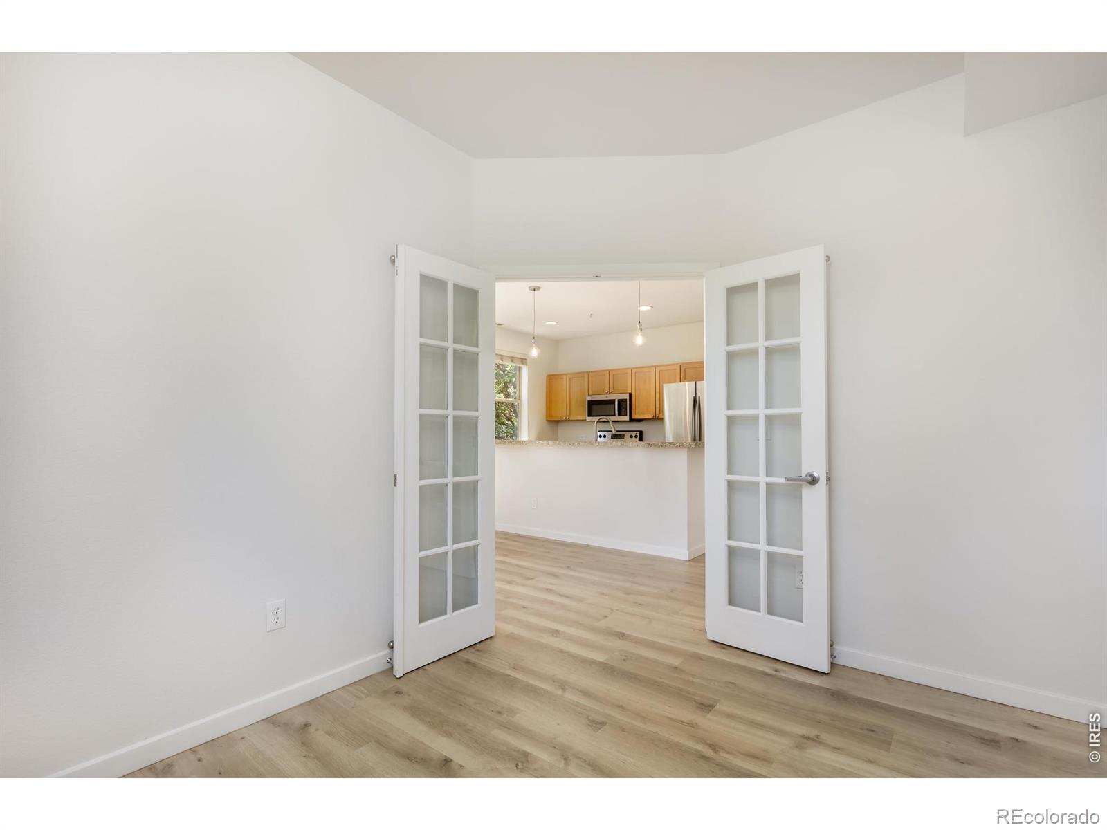 MLS Image #15 for 2910  bluff street,boulder, Colorado