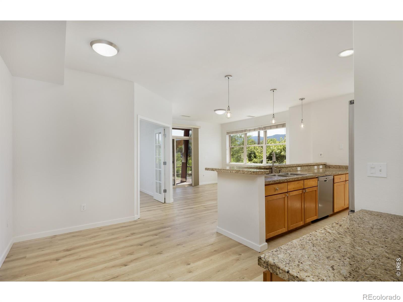 MLS Image #7 for 2910  bluff street,boulder, Colorado