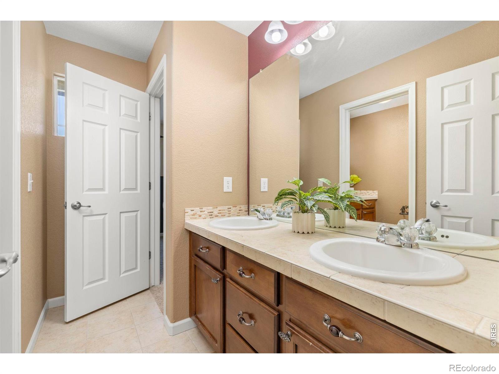 MLS Image #25 for 213  bittern drive,johnstown, Colorado