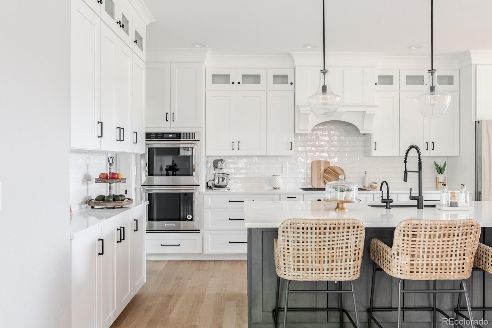 MLS Image #4 for 8657  devinney street,arvada, Colorado