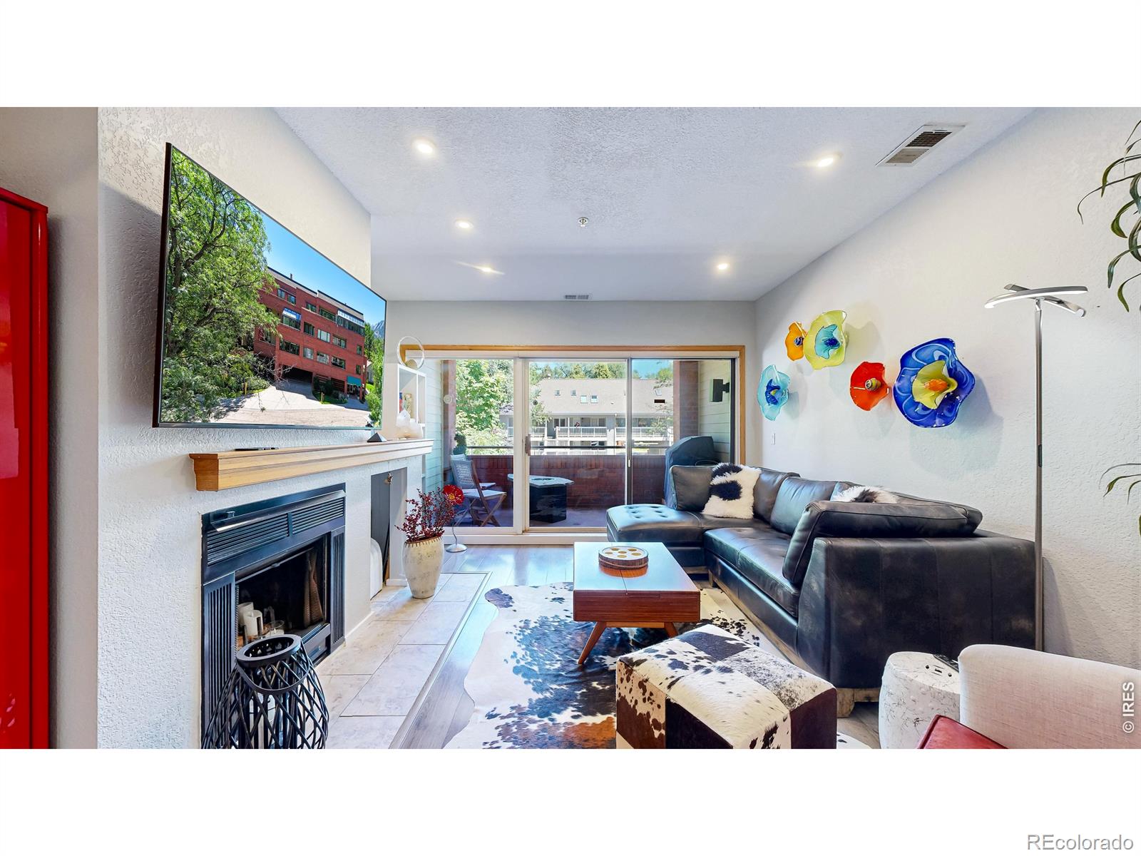 MLS Image #0 for 624  pearl street,boulder, Colorado