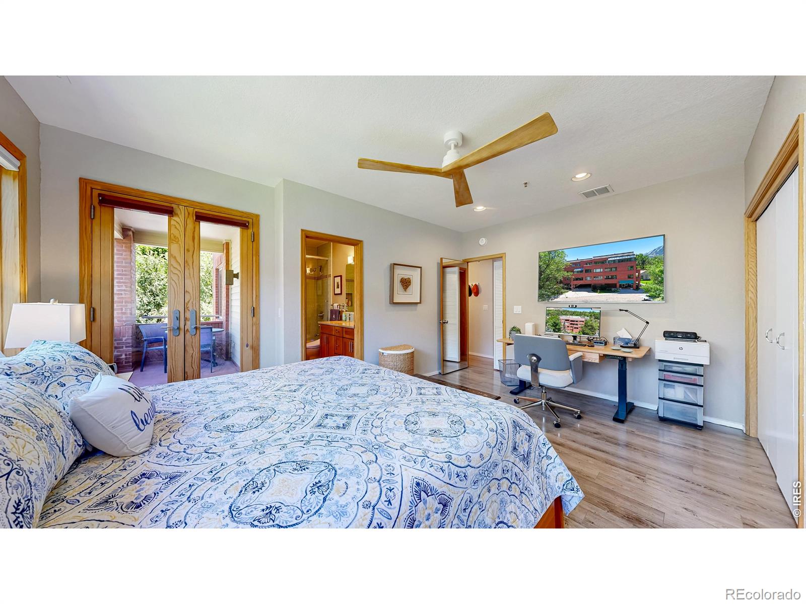 MLS Image #14 for 624  pearl street,boulder, Colorado