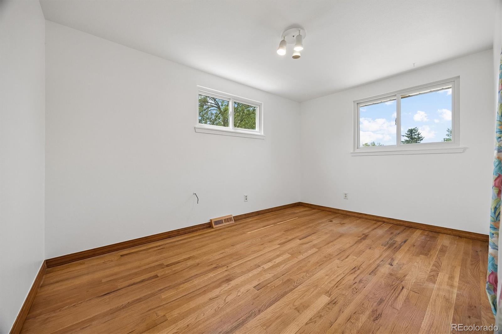 MLS Image #12 for 686  elkhart street,aurora, Colorado