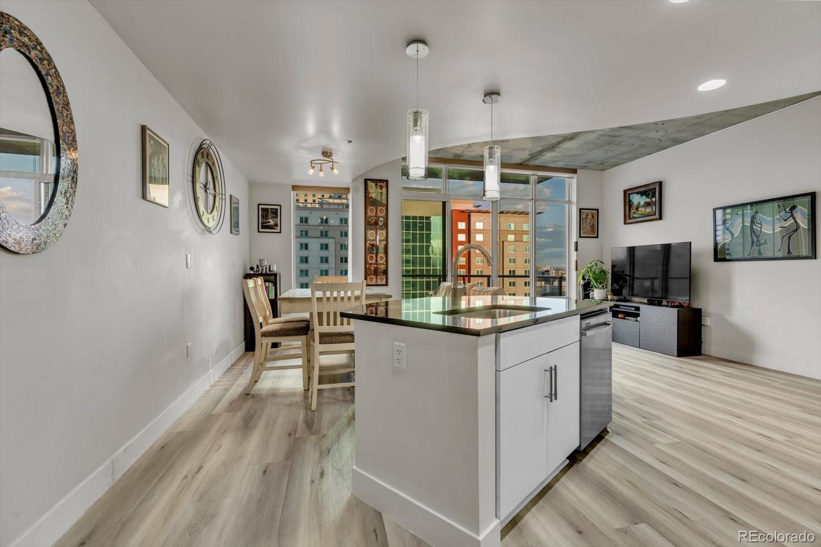 MLS Image #4 for 891  14th street 1711,denver, Colorado