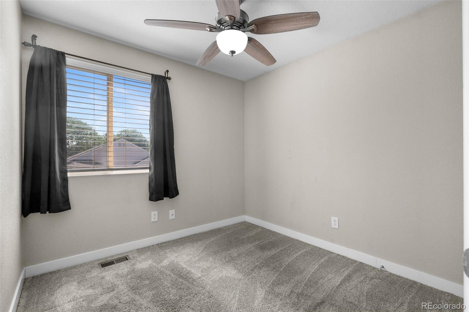 MLS Image #18 for 11656  oakland drive,commerce city, Colorado