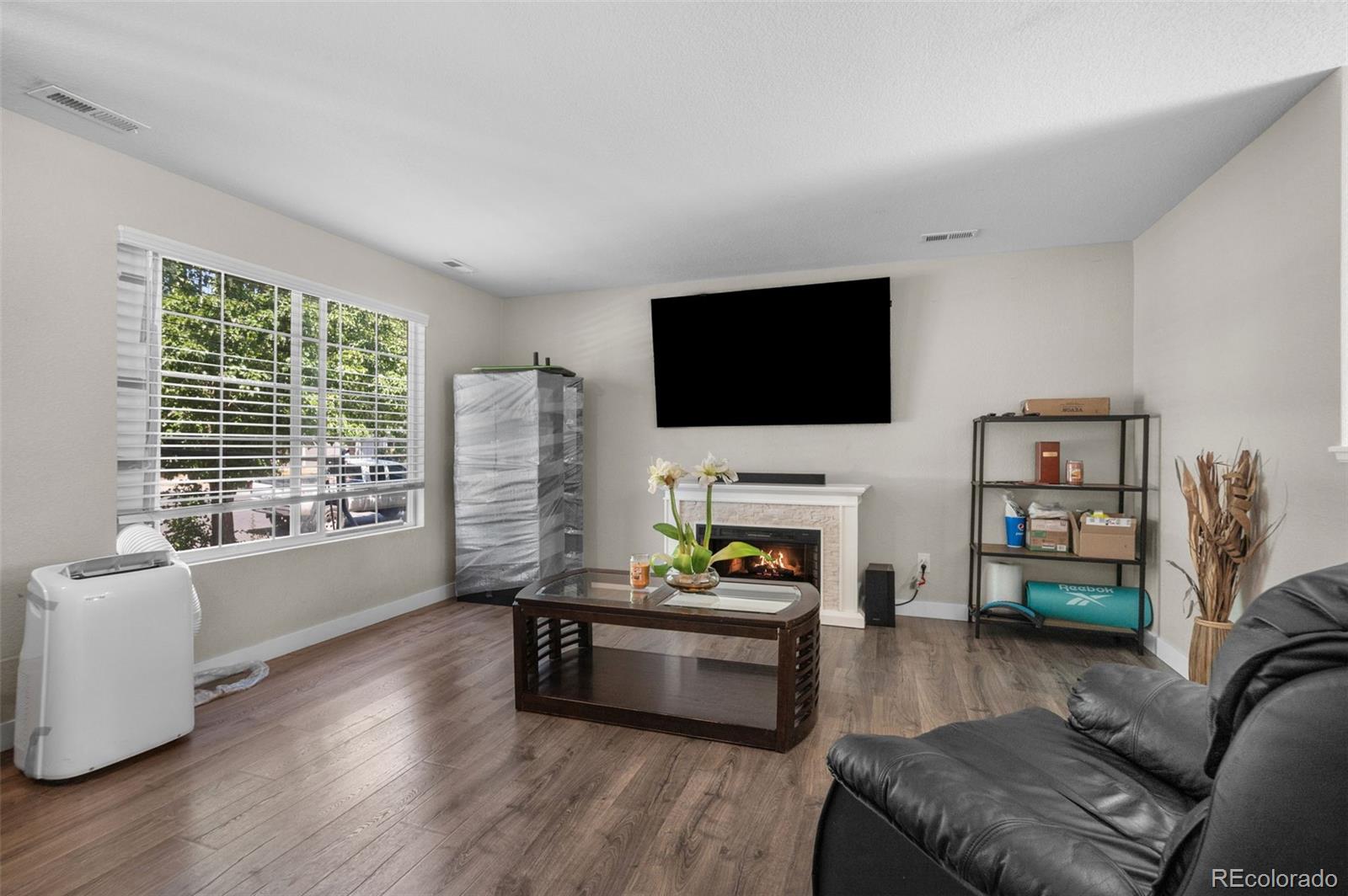 MLS Image #4 for 11656  oakland drive,commerce city, Colorado